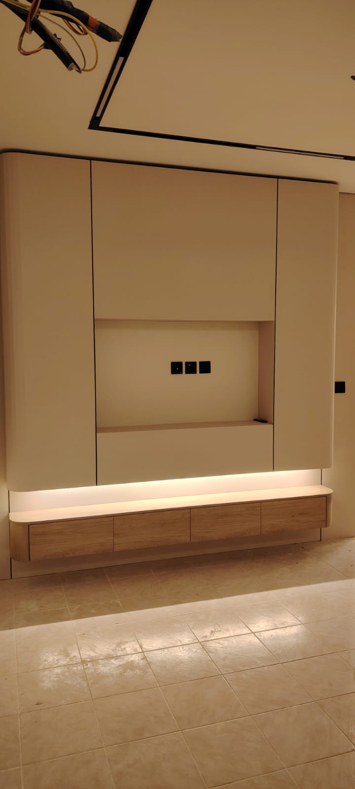 عمل جديد لـ ديكور المكاتب