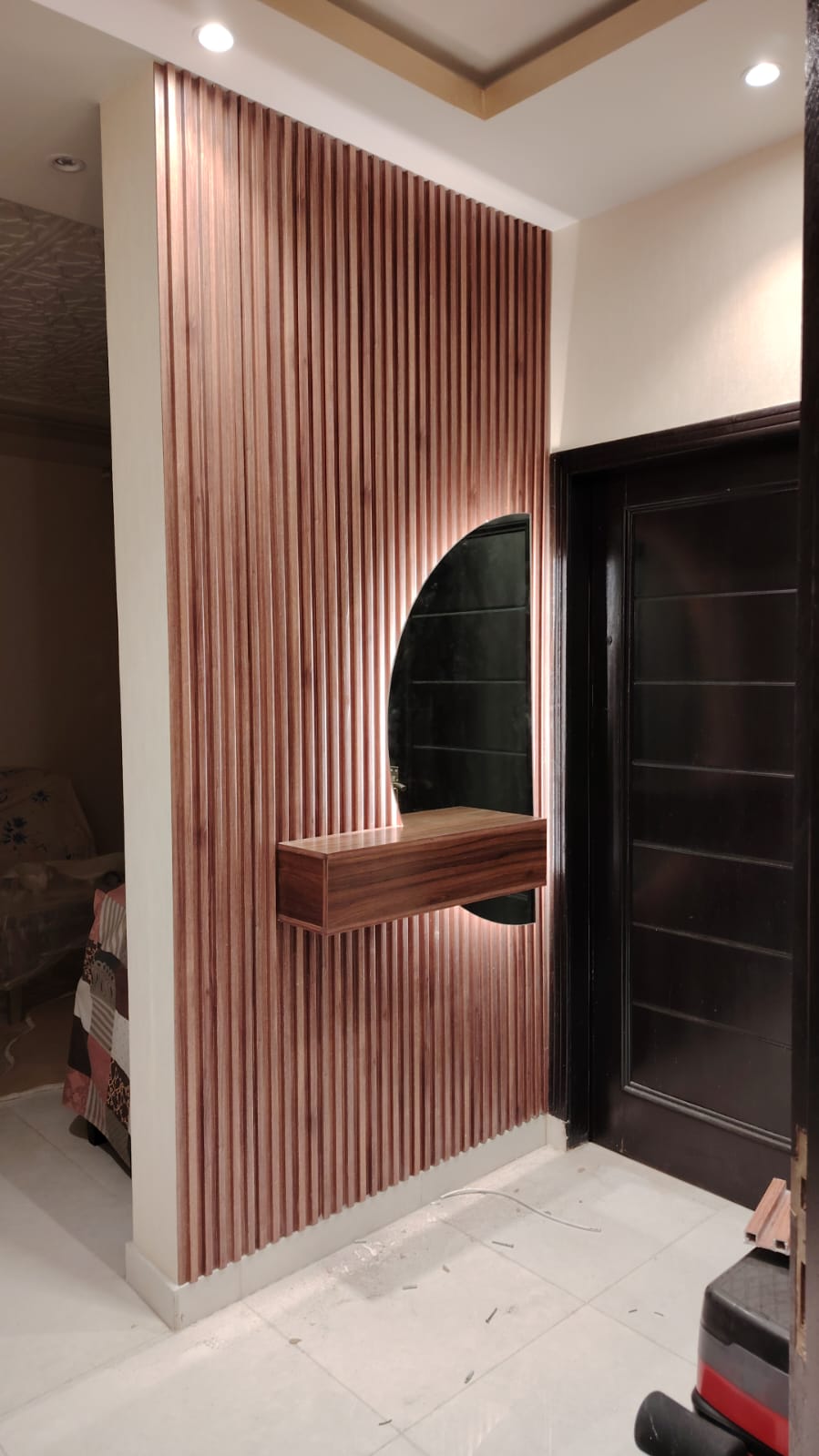 عمل جديد لـ الديكورات الداخليه والخارجيه 